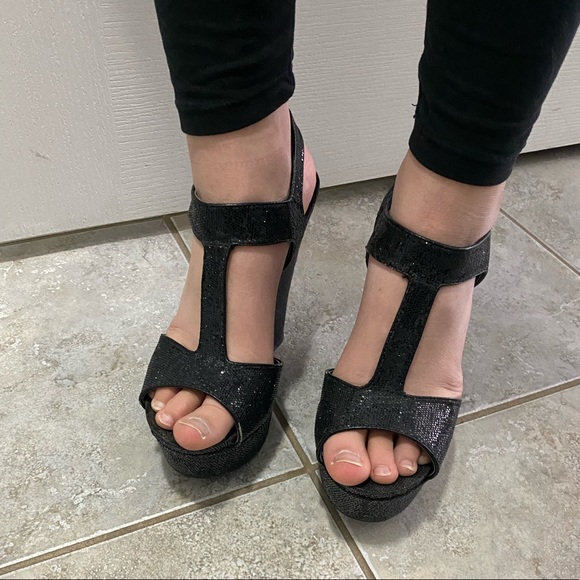 Wedges black shoes 👠 - Picture 2 of 6